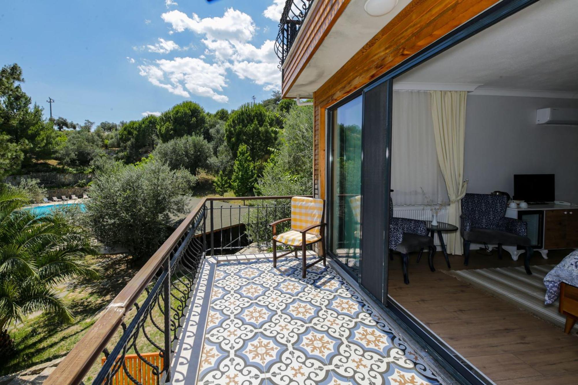 Dusler Vadisi Kazdaglari Hotel Edremit  Luaran gambar