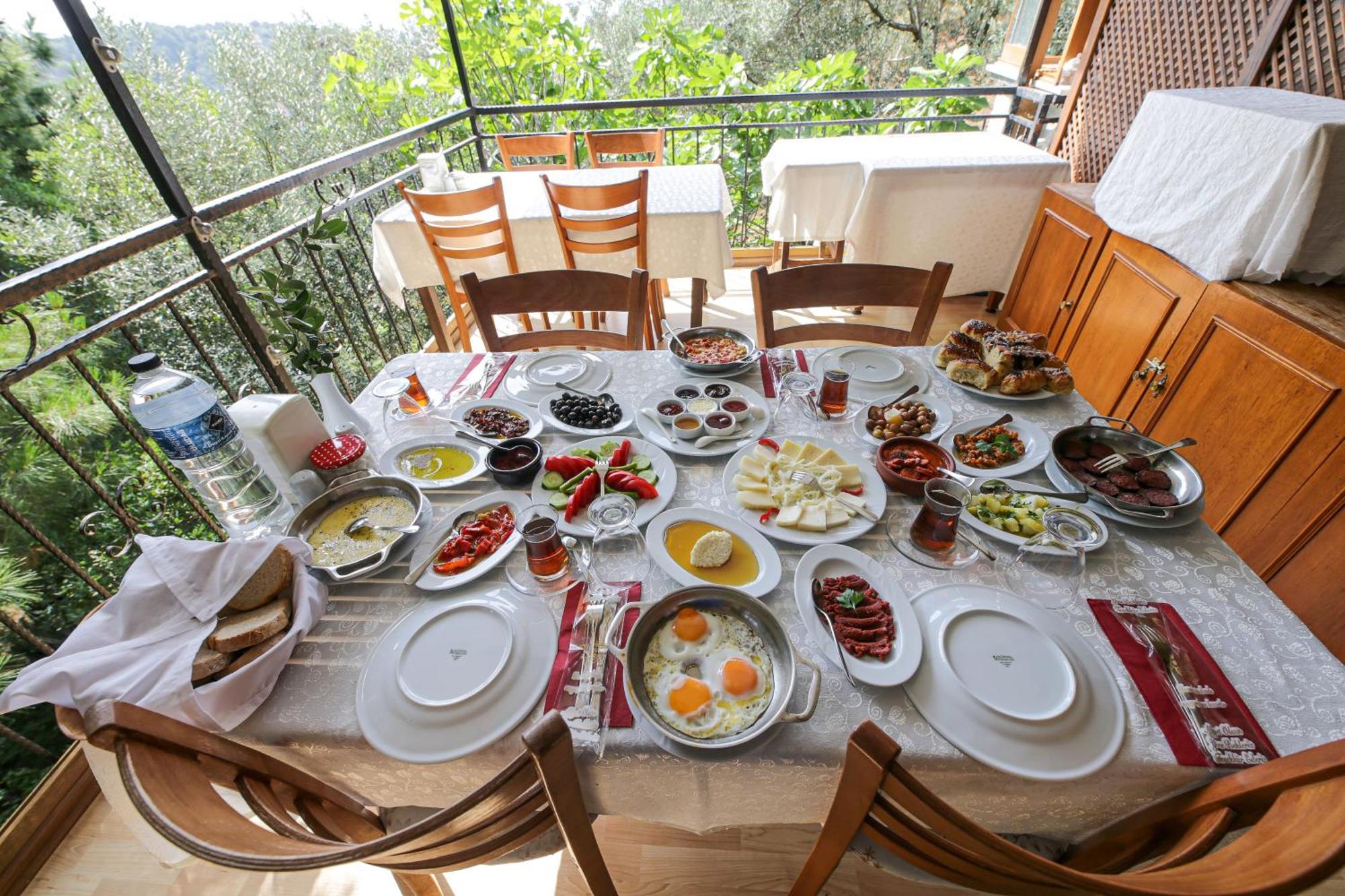 Dusler Vadisi Kazdaglari Hotel Edremit  Luaran gambar